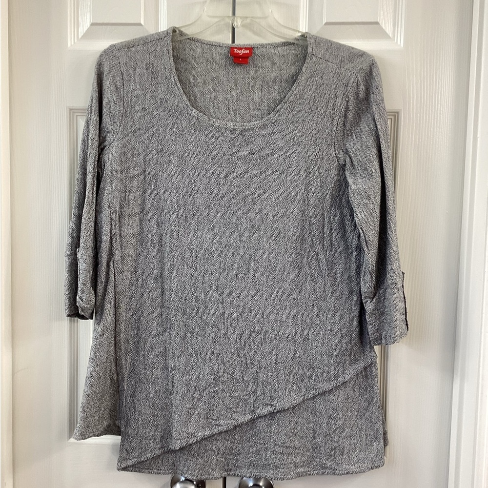 Women's Gray Asymmetrical Long Sleeve Top